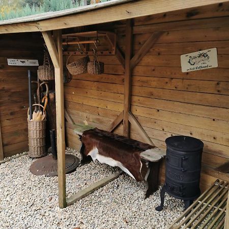 Le Cerf D'Hubert Bed & Breakfast เรดู ภายนอก รูปภาพ